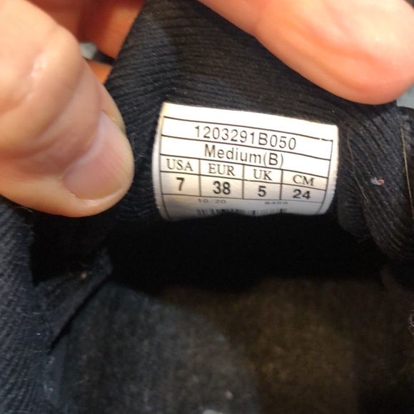 Ladies Brooks Adrenaline 21 Shoe Sz 7 - Picture 8 of 9